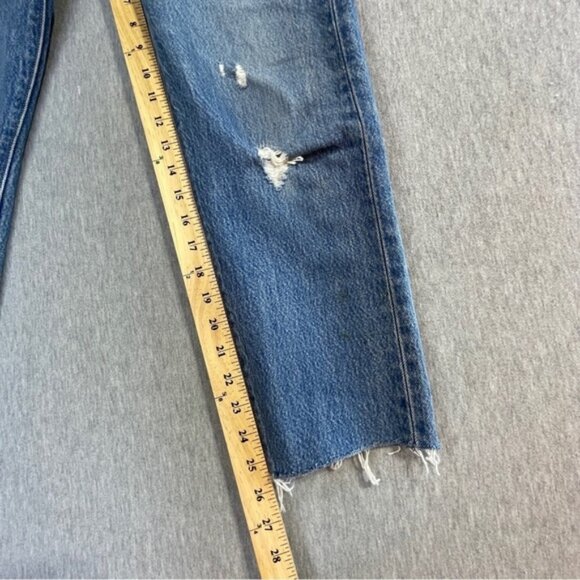 Levi’s Wedgie Icon Jeans Women’s Size 27 Blue Distressed Tapered Leg Raw Hem - Picture 15 of 16